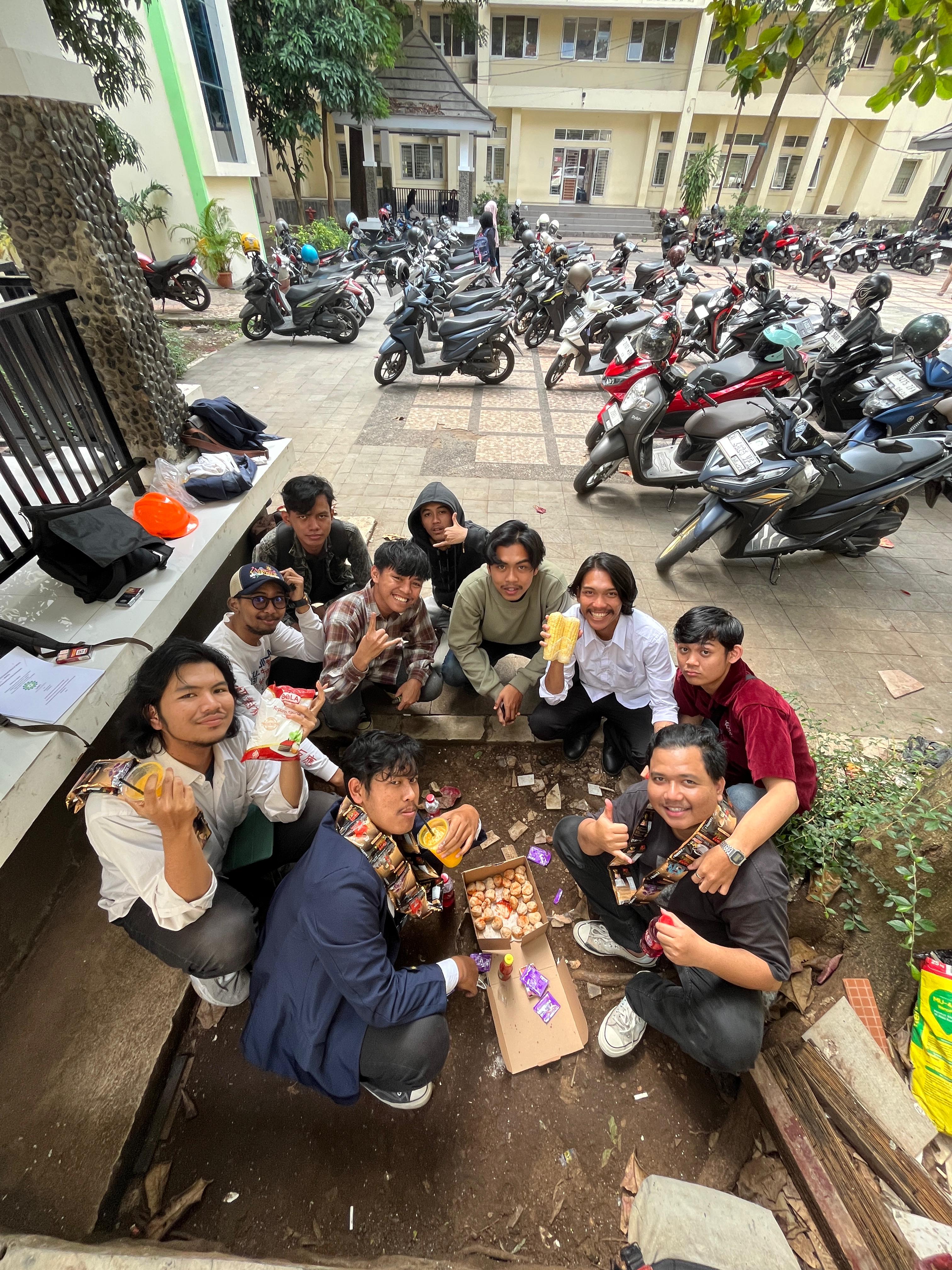 Foto Bersama Saat Seminar Proposal